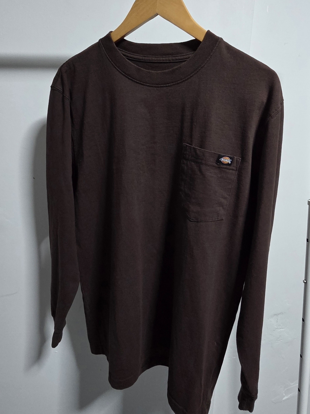 Dickies Men’s Long-Sleeve Pocket Tee — Dark Brown
